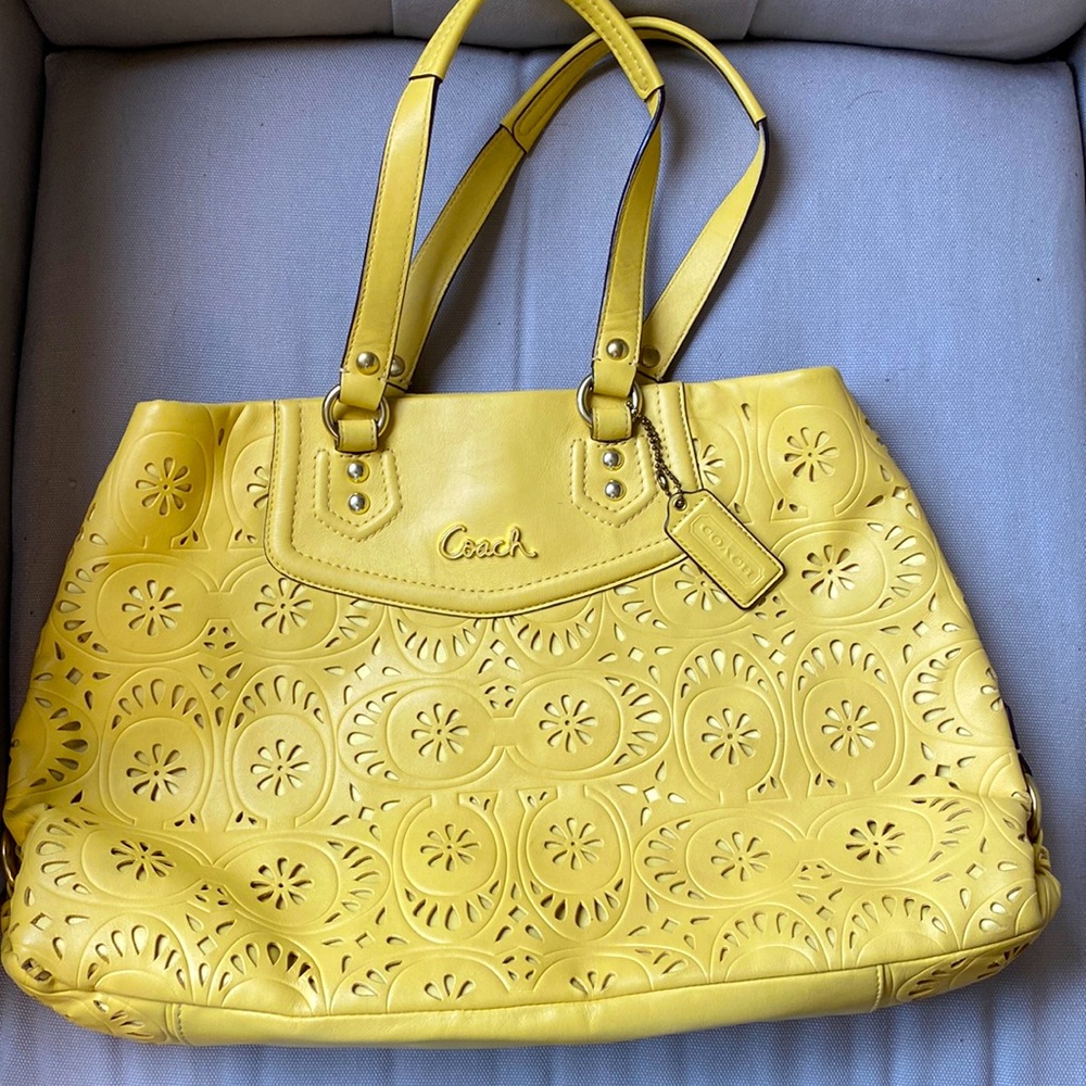 Yellow y2k leather floral cutout detail Coach tote bag. Very good condition